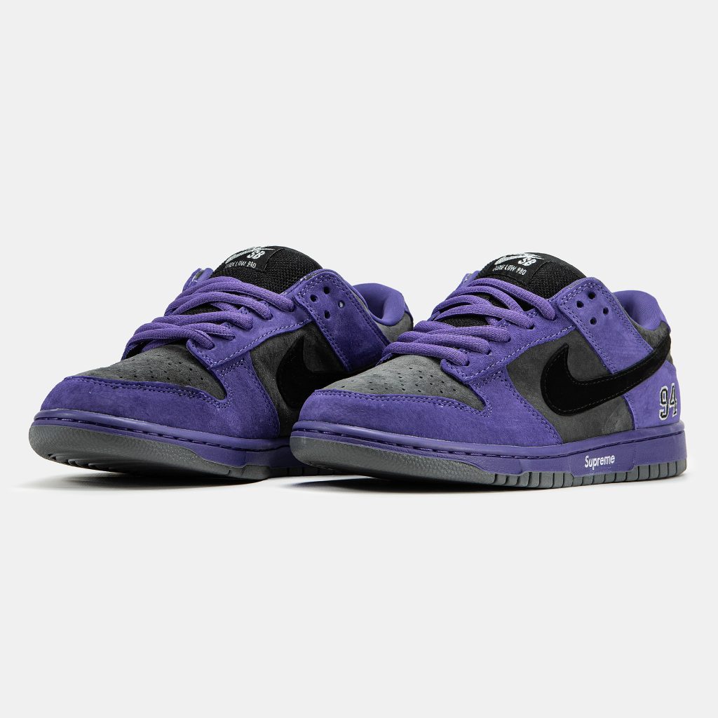 Nike SB Dunk x Supreme