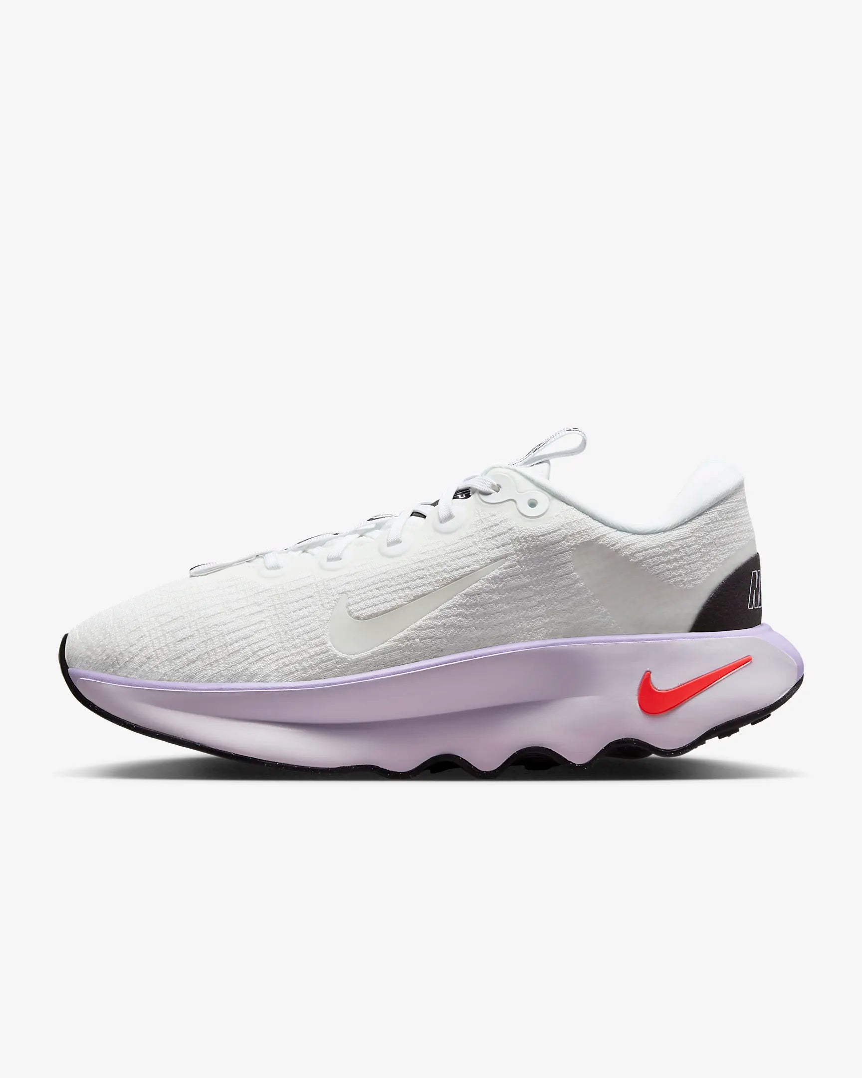 Nike Motiva White