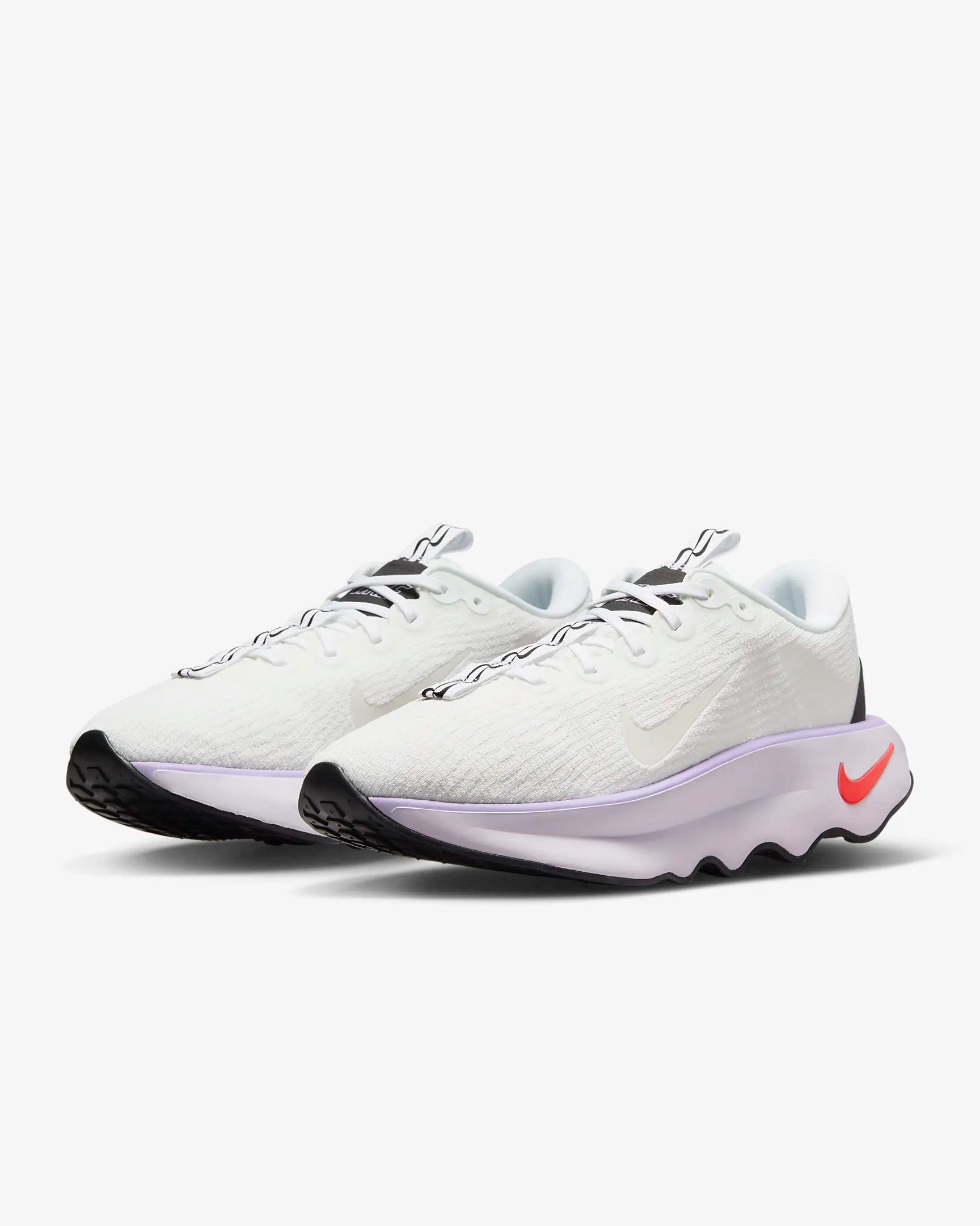 Nike Motiva White